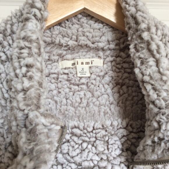 Francesca’s Miami | Gray Marissa Sherpa Vest Small - Picture 5 of 5